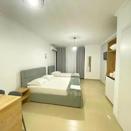 Habitación en casa particular Kren Tirana